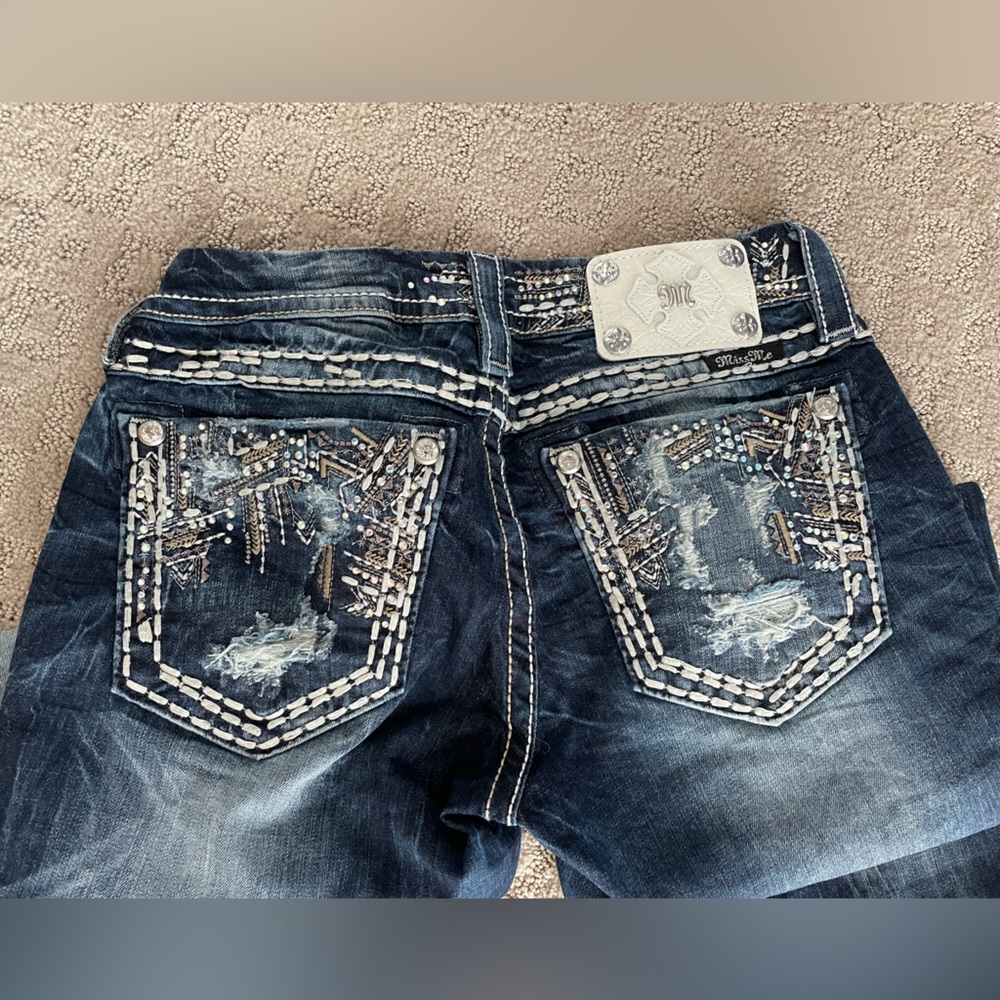 Miss Me Signature Straight Style Jeans